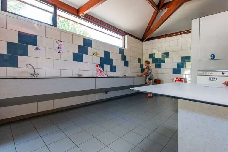Facilities - Laundromat (1)