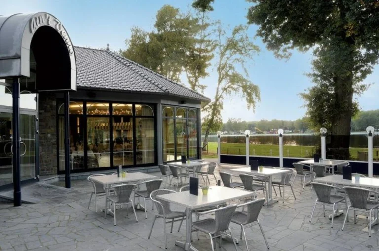 Facilities - Restaurant (1)