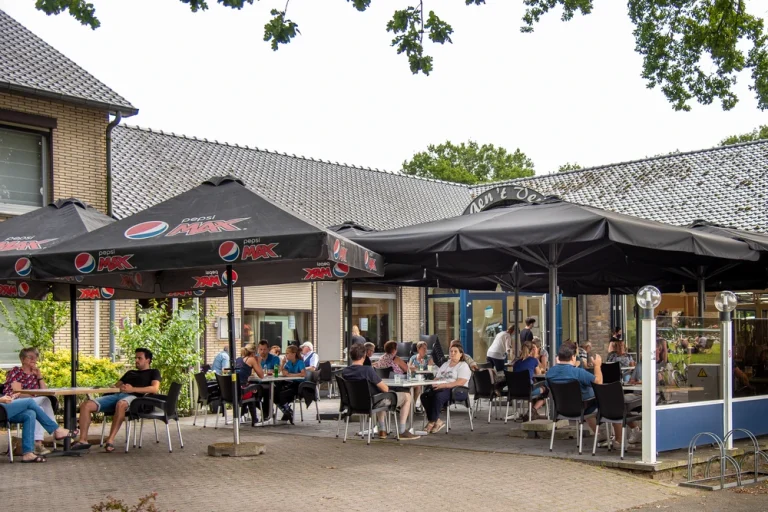 Facilities - Restaurant (3)