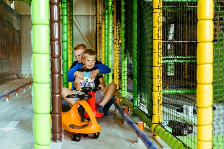 Facilities - indoor playground (1)