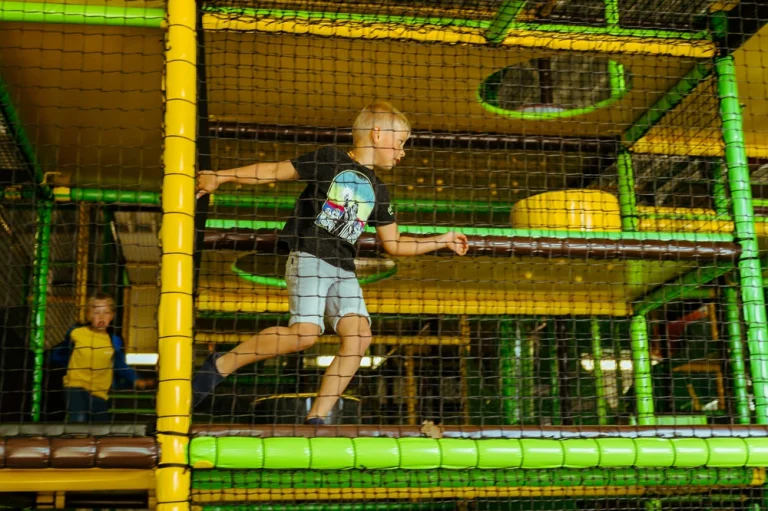 Facilities - indoor playground (3)